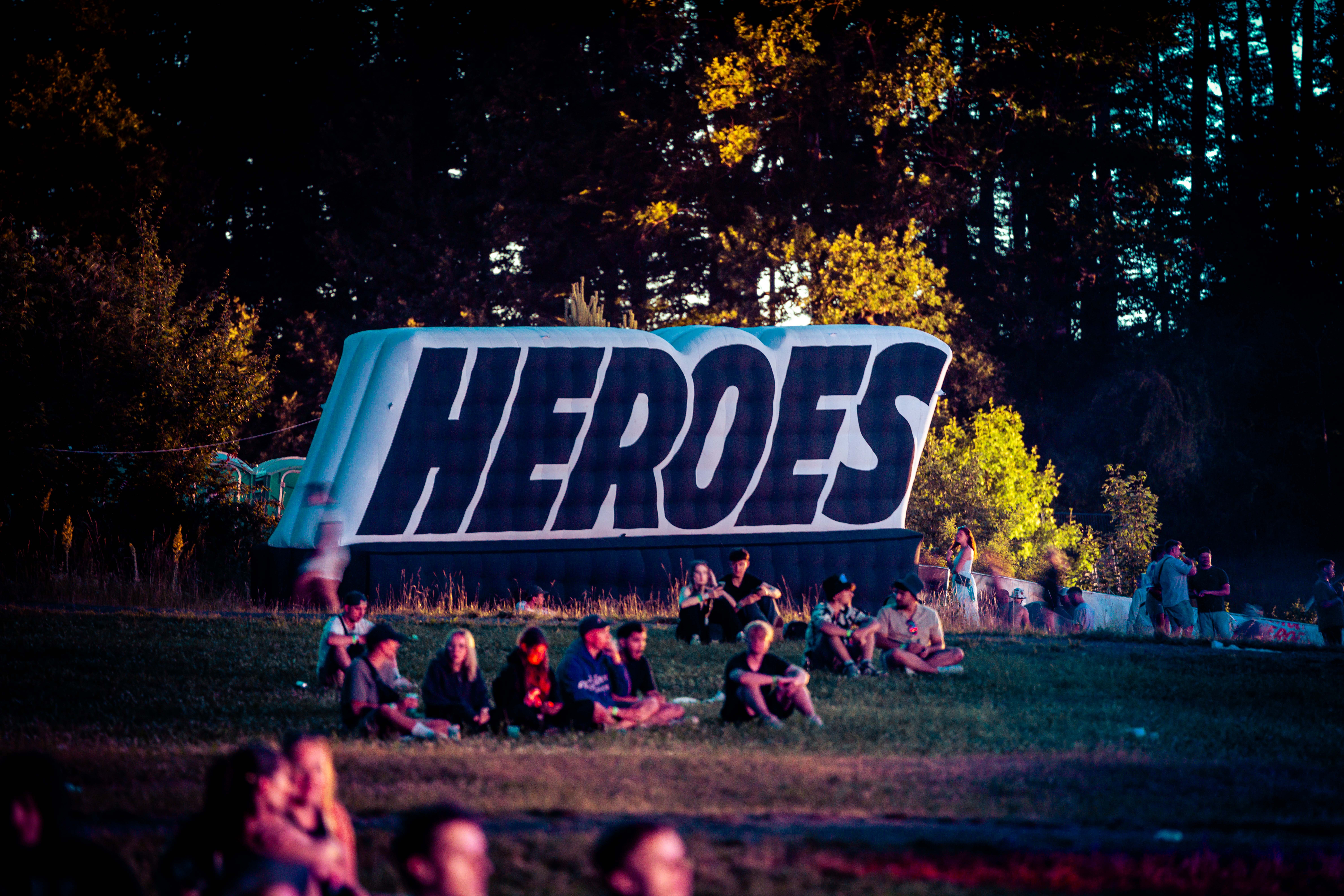 Heroes_Titel