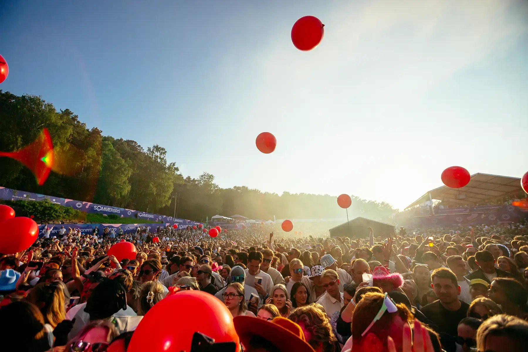20250613_2019_sommerbris_Crowd_HR_8554_Bjørn Thorkildsen-1800px